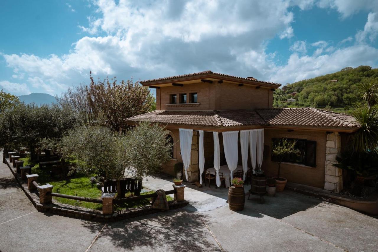 Agriturismo a casa di Susanna Santo Stefano del Sole Exterior foto
